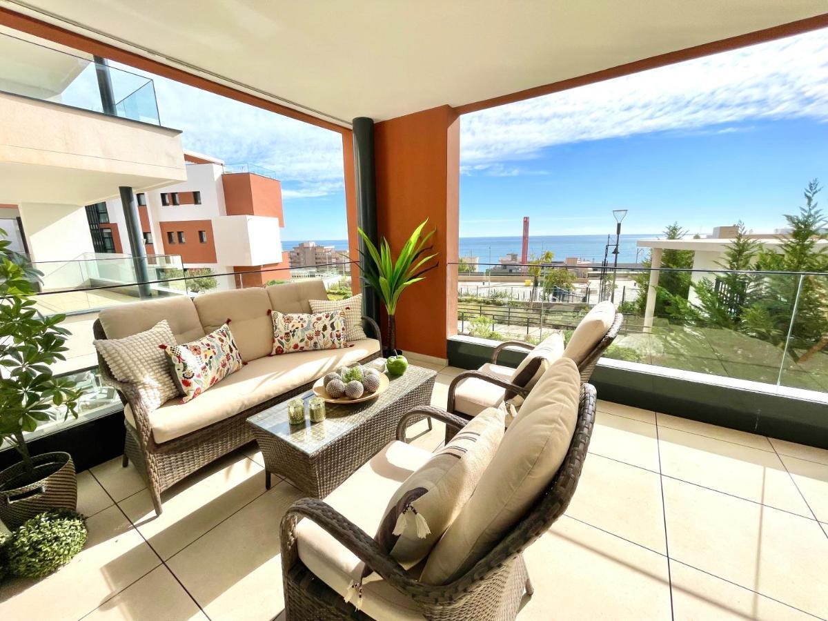 Luxury 3 Bedroom Apartment 300M From The Beach Fuengirola Exterior foto